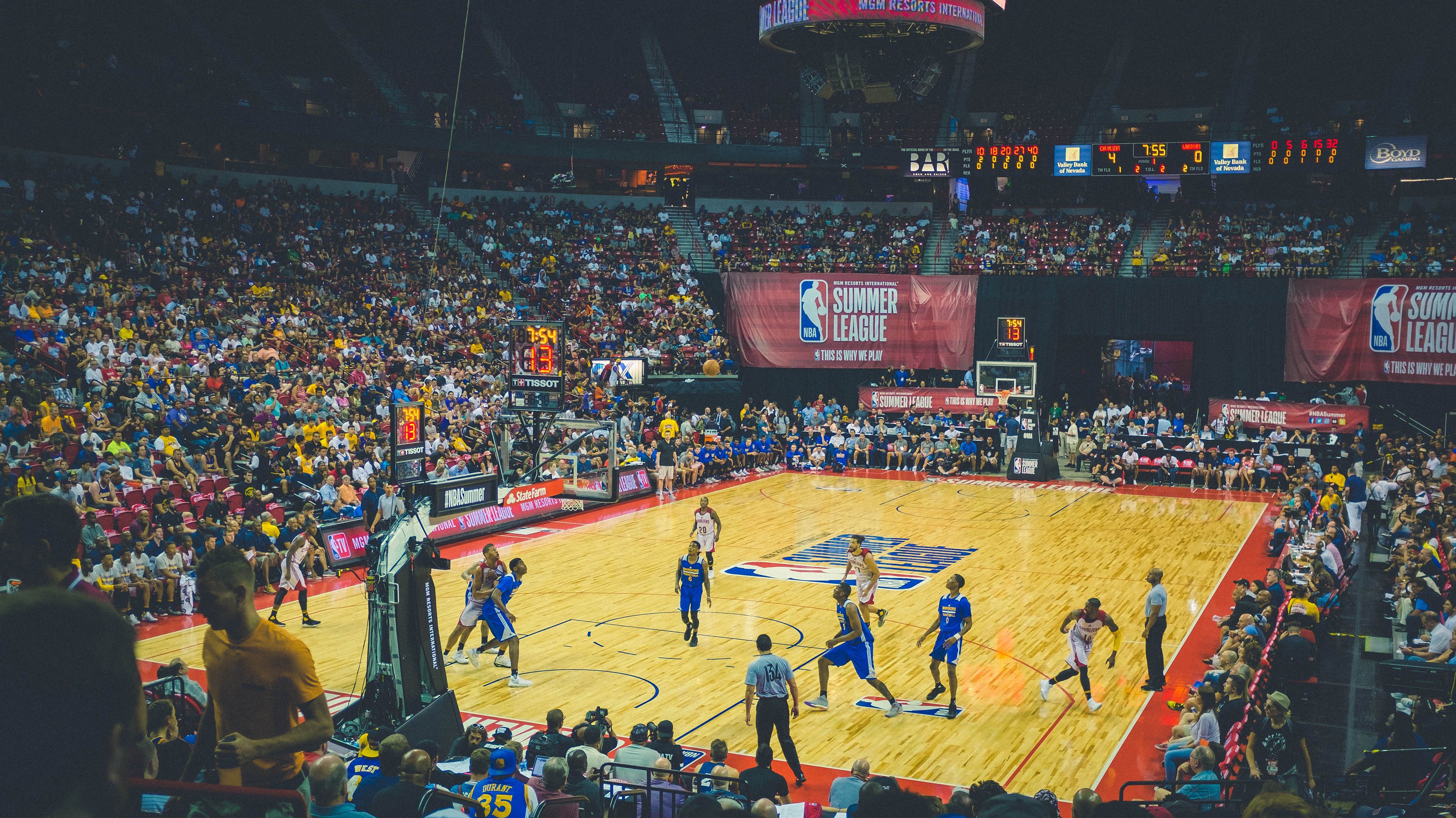 【水手新星罗德里格斯崭露头角】三全垒打引爆现场，罗德里格斯拳手